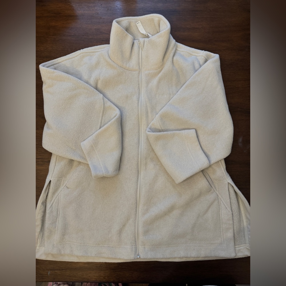 Lululemon Athletica Cream Zip Up Cozy Sweatshirt Jacket
